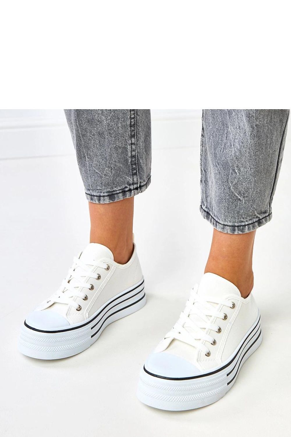 Sneakers model 218156 Solea