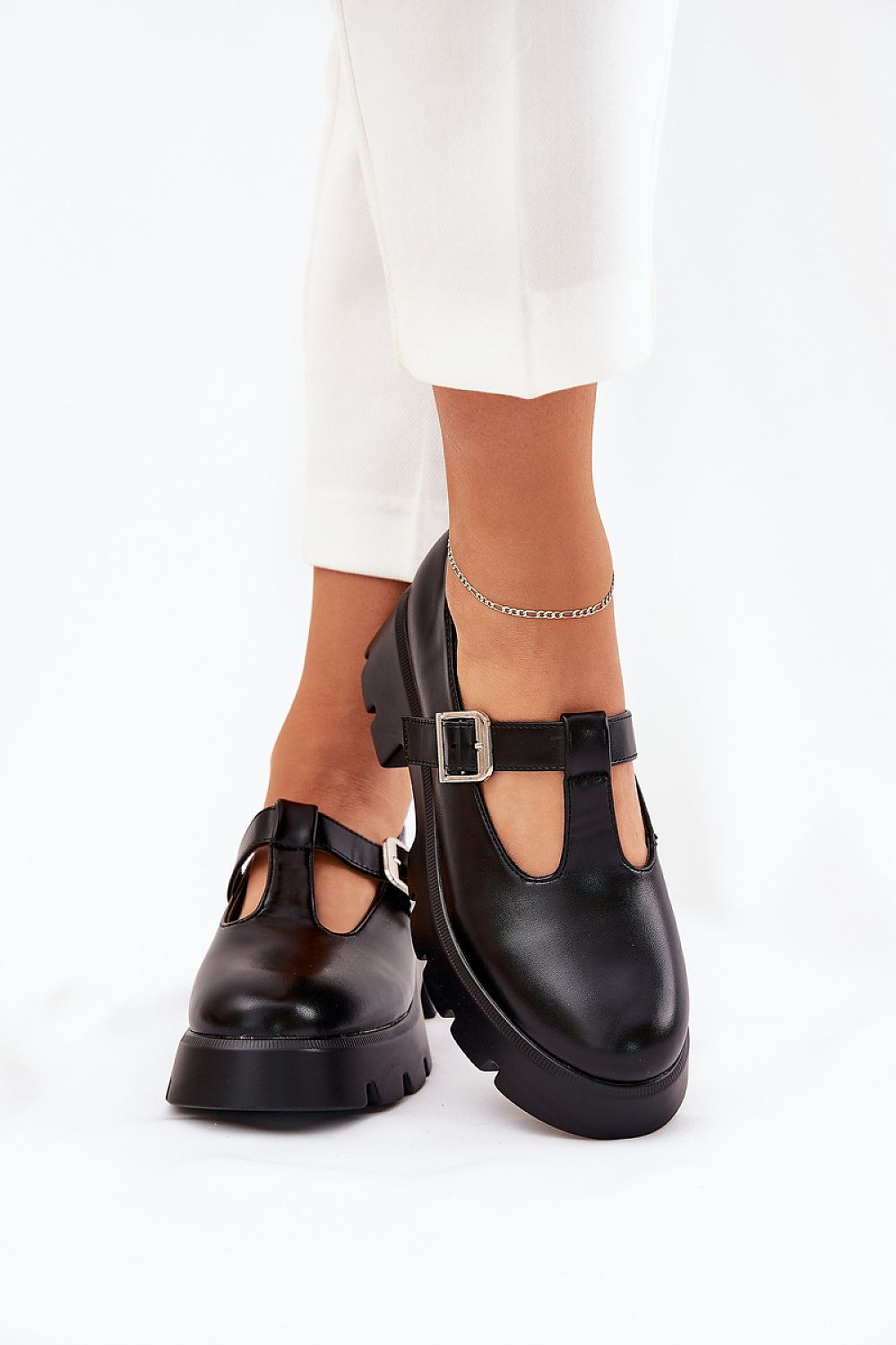  Half shoes model 211126 Step in style 